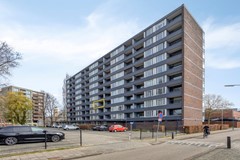 DeSterkeArm493901elVeenendaal-02 raster.jpg
